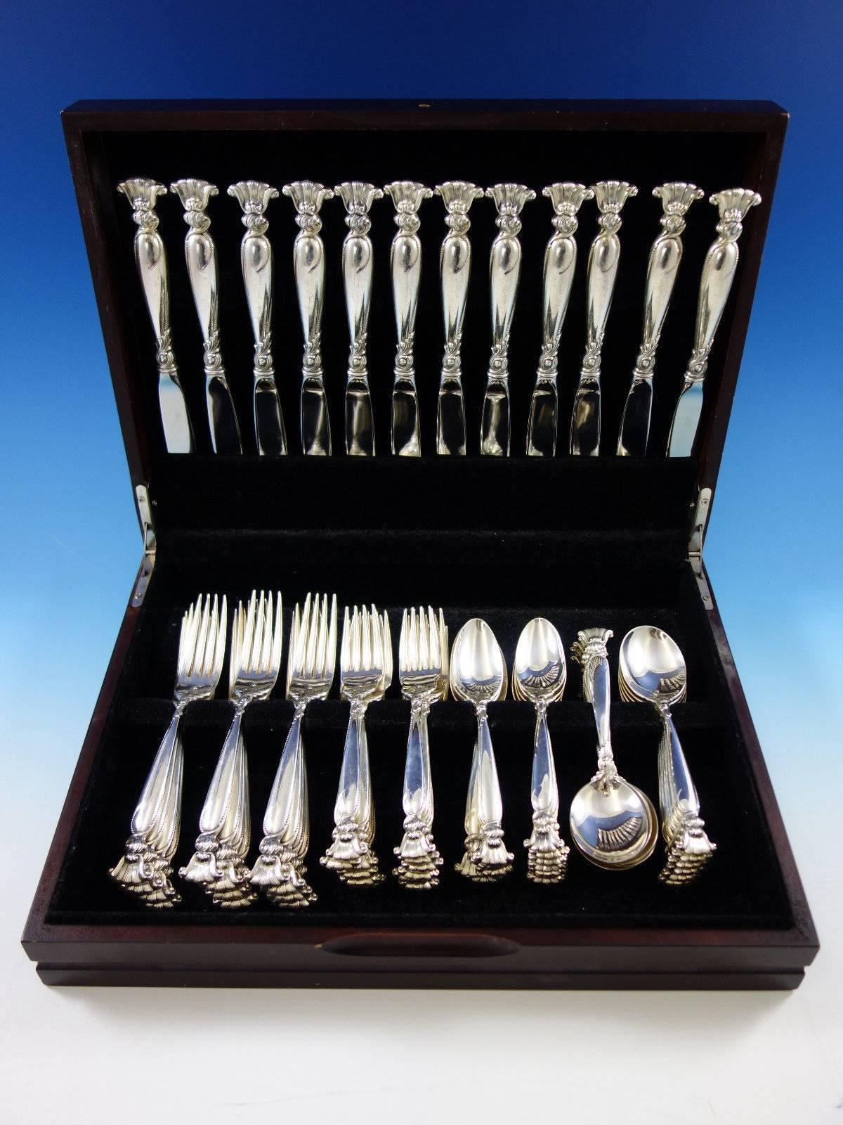 Romance of the Sea by Wallace sterling silver flatware set, 60 pieces. This set includes: 

12 knives, 9 1/8