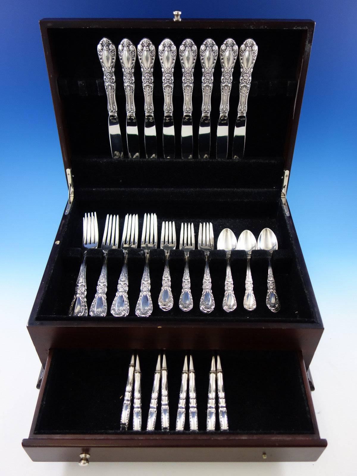 Dinner size Prince Eugene by Alvin sterling silver flatware set of 40 pieces. This set includes: 

Eight dinner size knives, 9 5/8