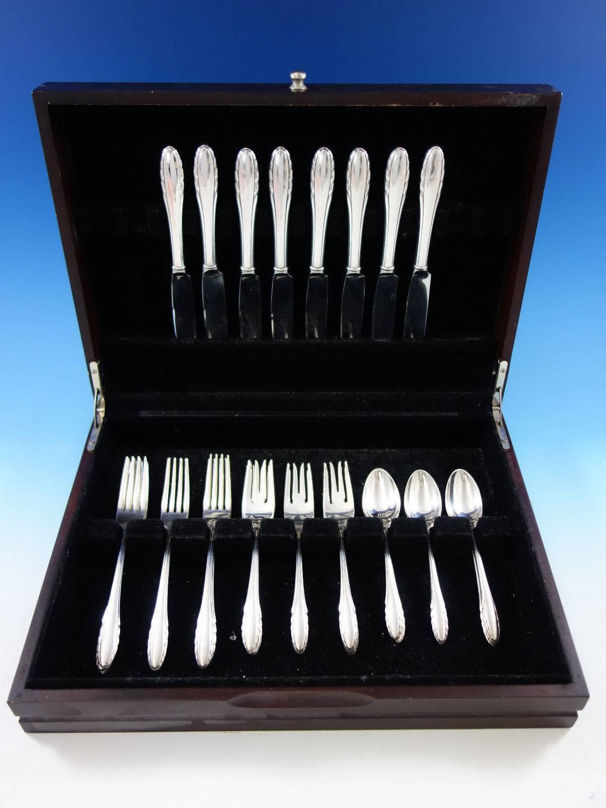 Lyric by Gorham sterling silver flatware set - 32 pieces. This set includes: 

Eight knives, 8 7/8