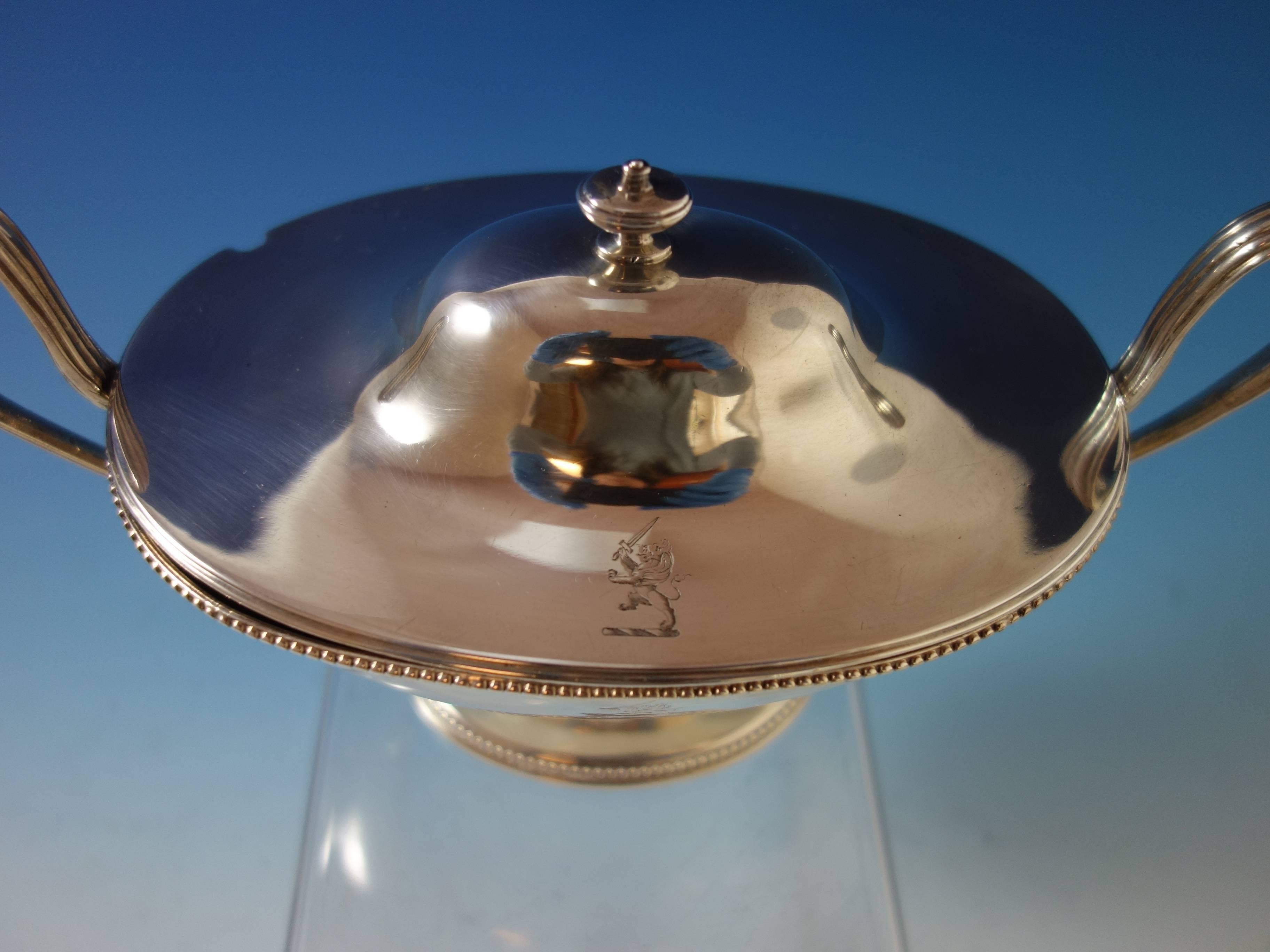 Robert Hennell I English Sterling Silver Gravy Boat w Cover Hollowware year 1780 In Excellent Condition In Big Bend, WI