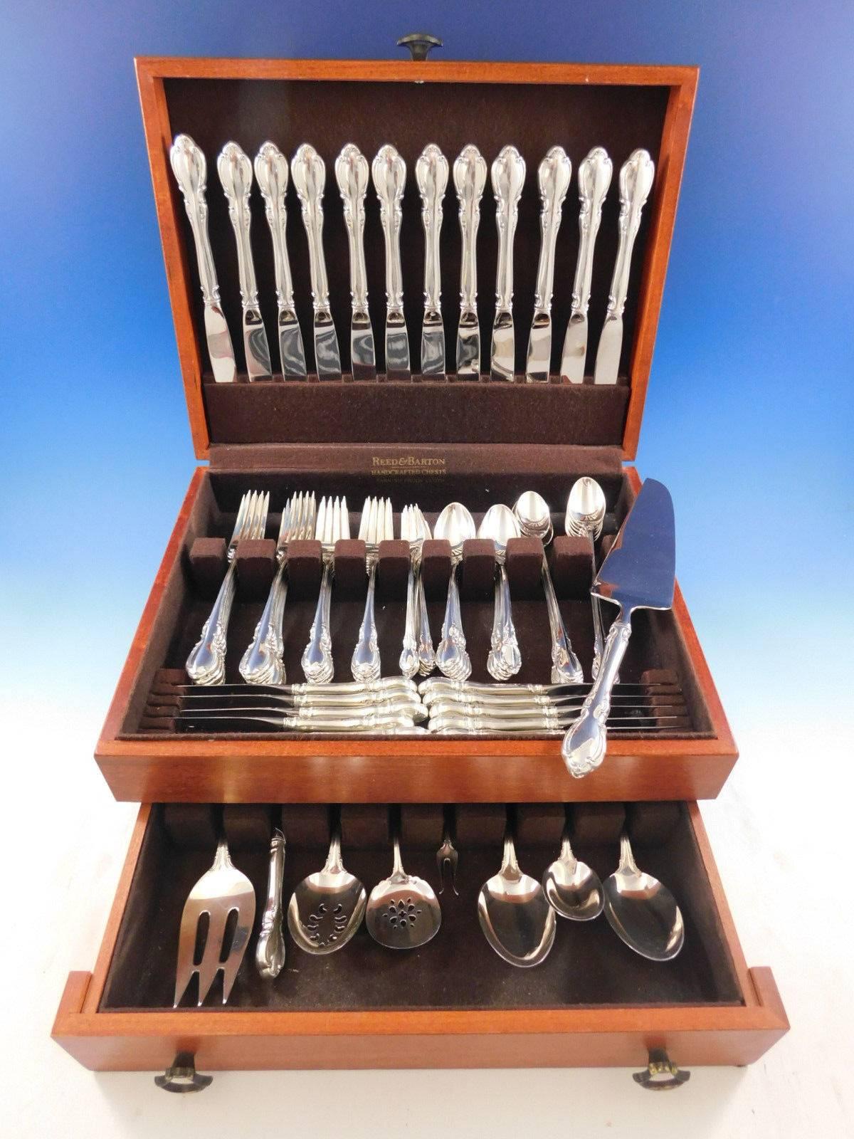 Set di posate in argento sterling Legato by Towle, 93 pezzi. Questo set comprende: 

12 Coltelli, moderni, 9