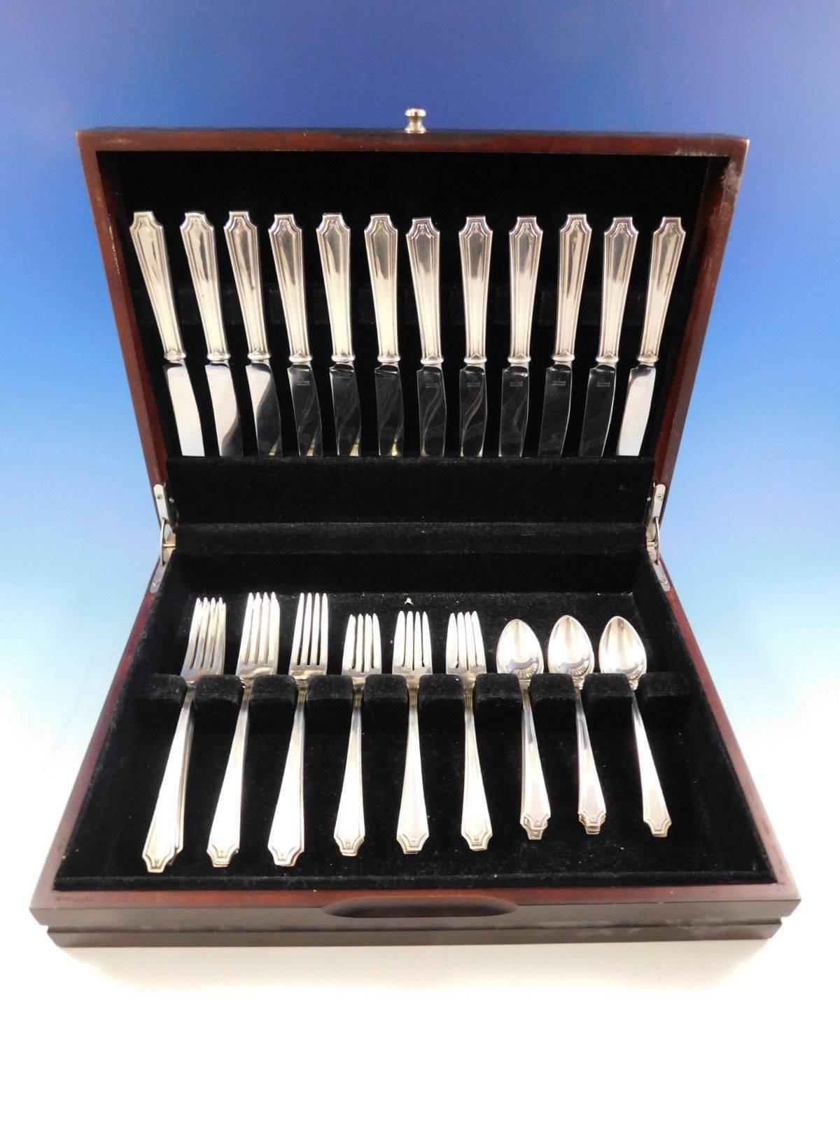 King Albert by Whiting sterling silver Flatware set, 48 pieces. This set includes: 

12 Knives, 8 3/4