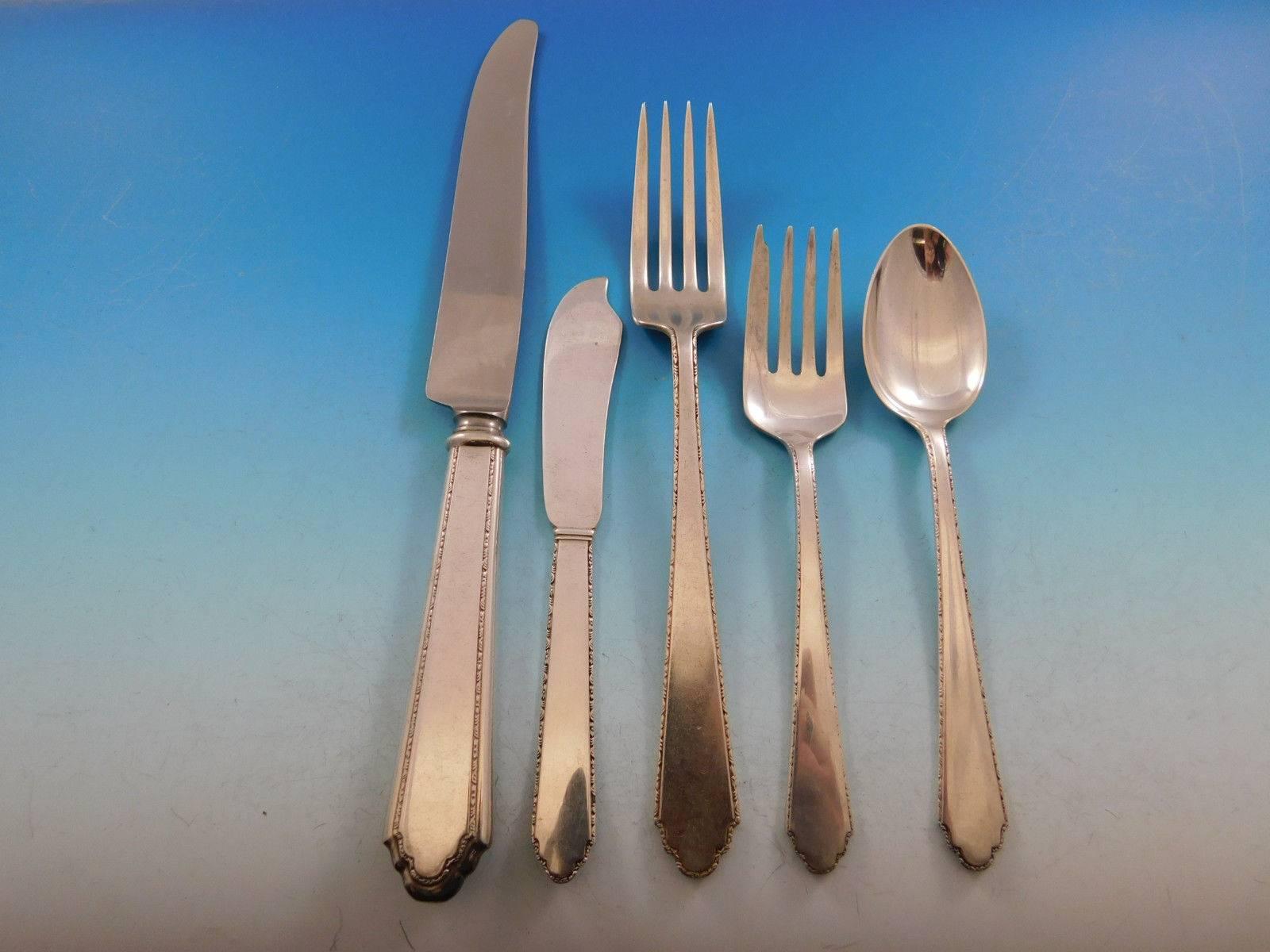 William & Mary by Lunt, Besteckset aus Sterlingsilber für 8 Personen, 46 Teile, Abendessen im Angebot 6