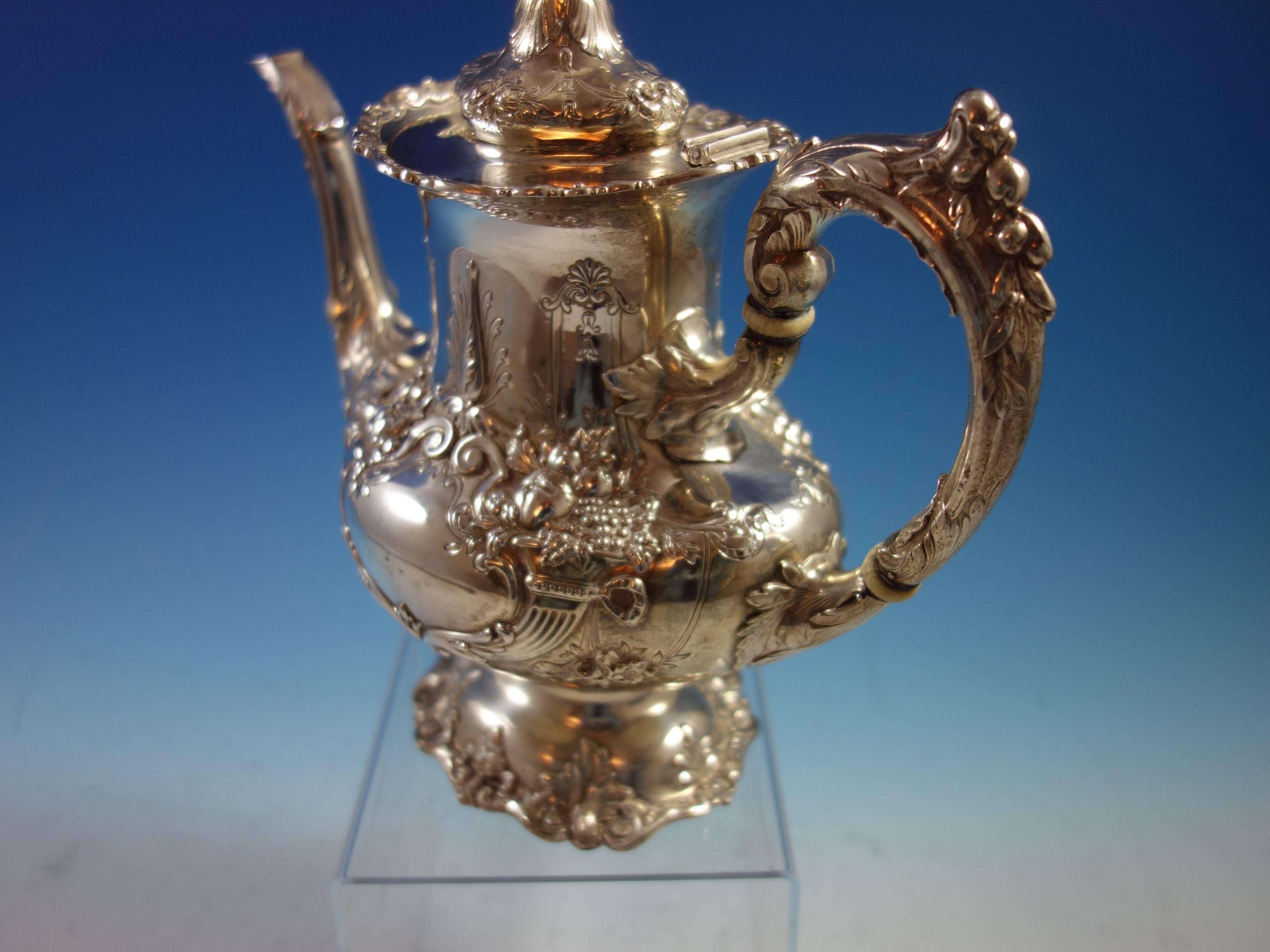 Francis I by Reed & Barton Old Sterling Silver Coffee Pot #570A Hollowware In Excellent Condition In Big Bend, WI