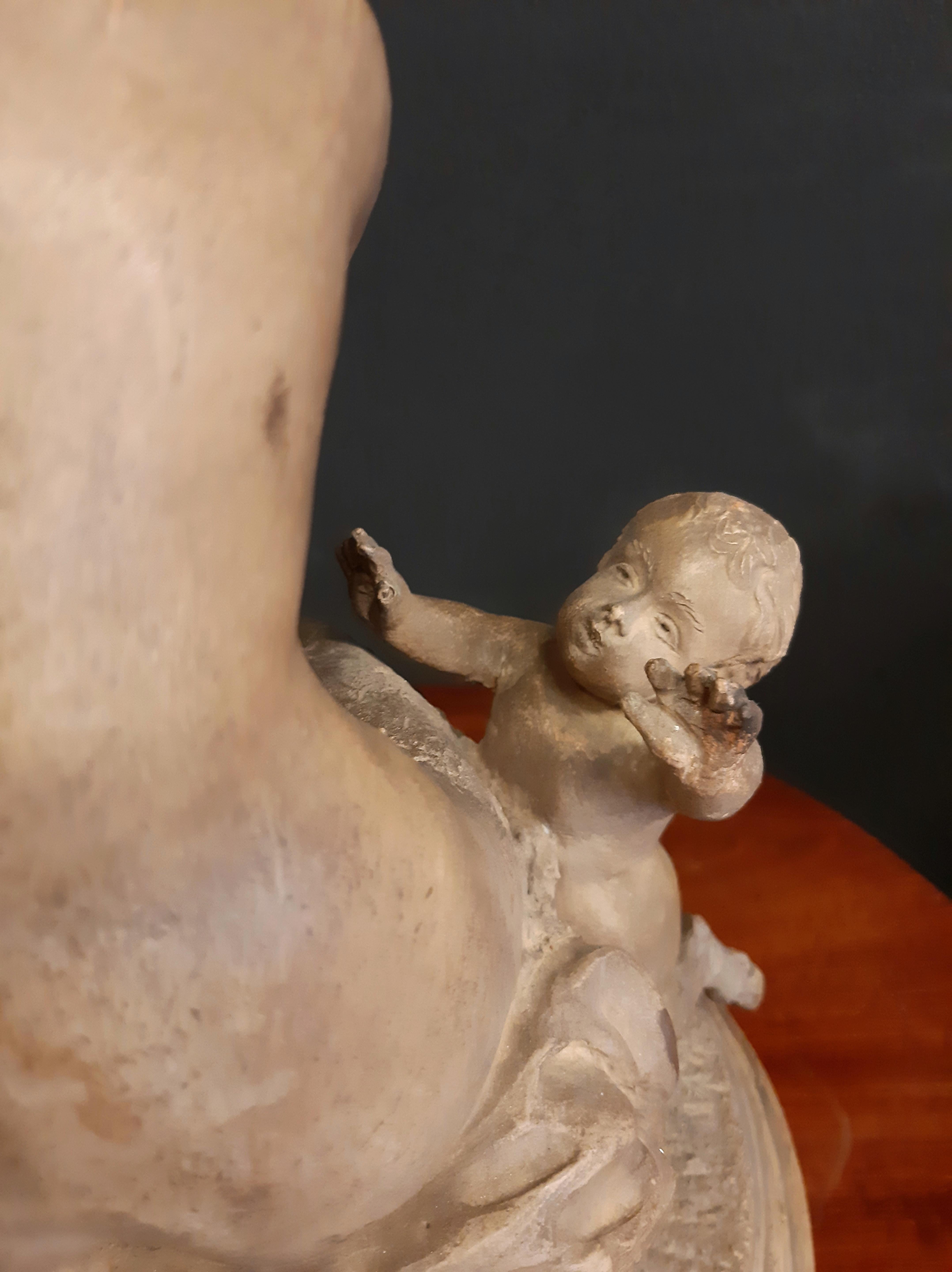 Terracotta Scultura rococò in terracotta, Clodion, Fauno femmina e Fauni bambini in vendita