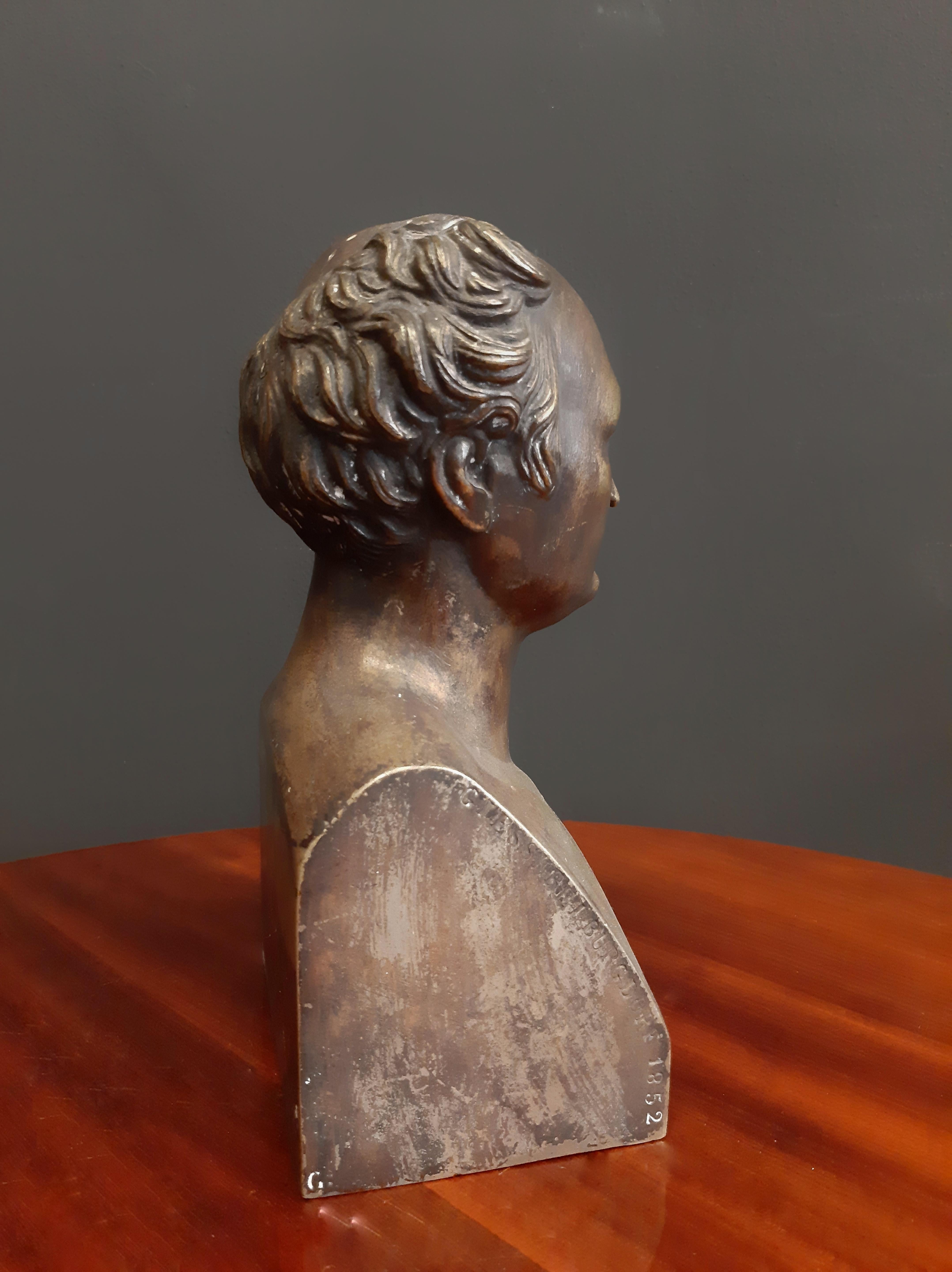 Busto in bronzo neoclassico del XIX secolo di Alexander II In condizioni buone in vendita a Dresden, DE