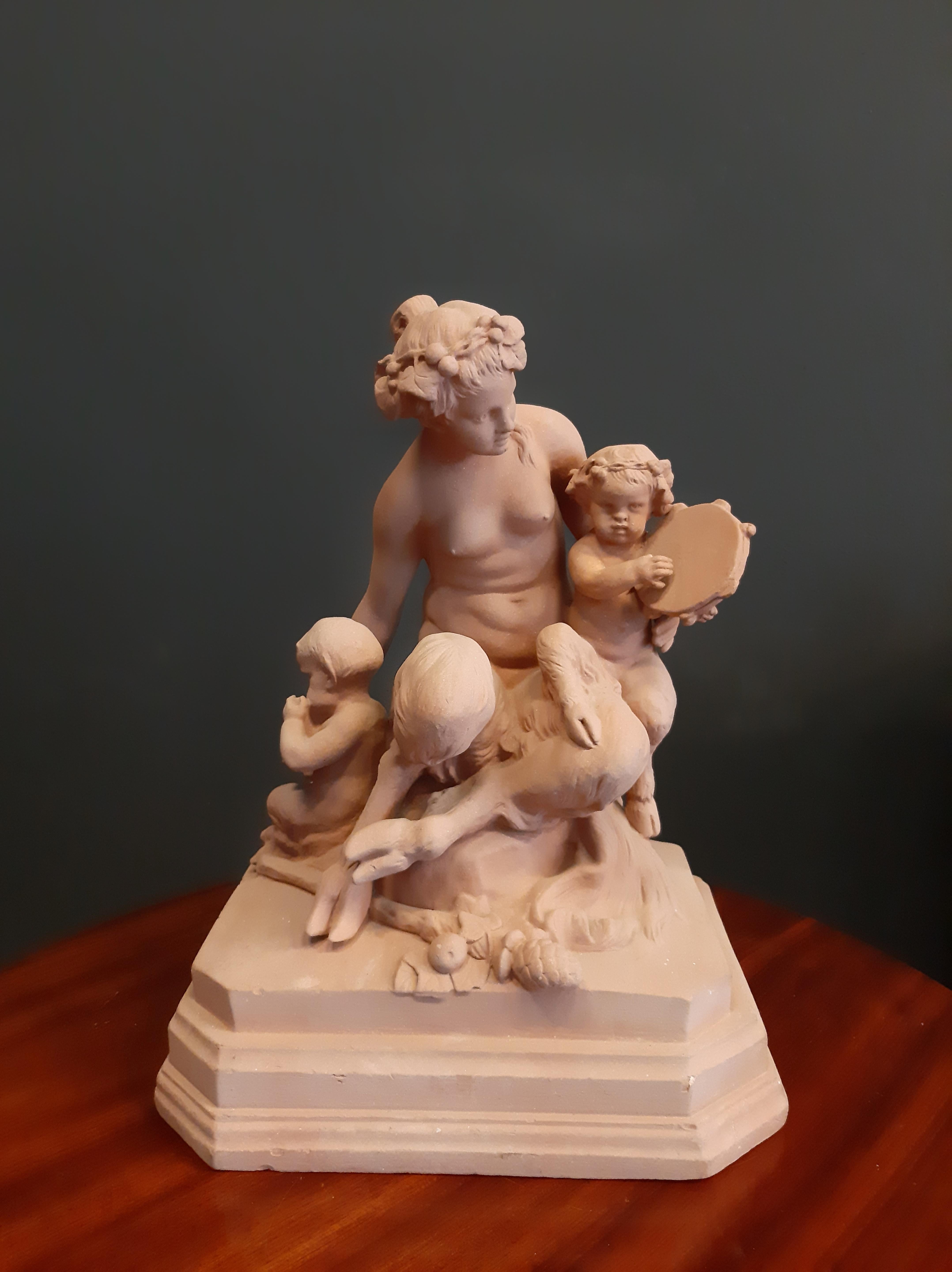 Sculpture en terre cuite de style rococo représentant un Faune avec ses enfants, Clodion en vente 3