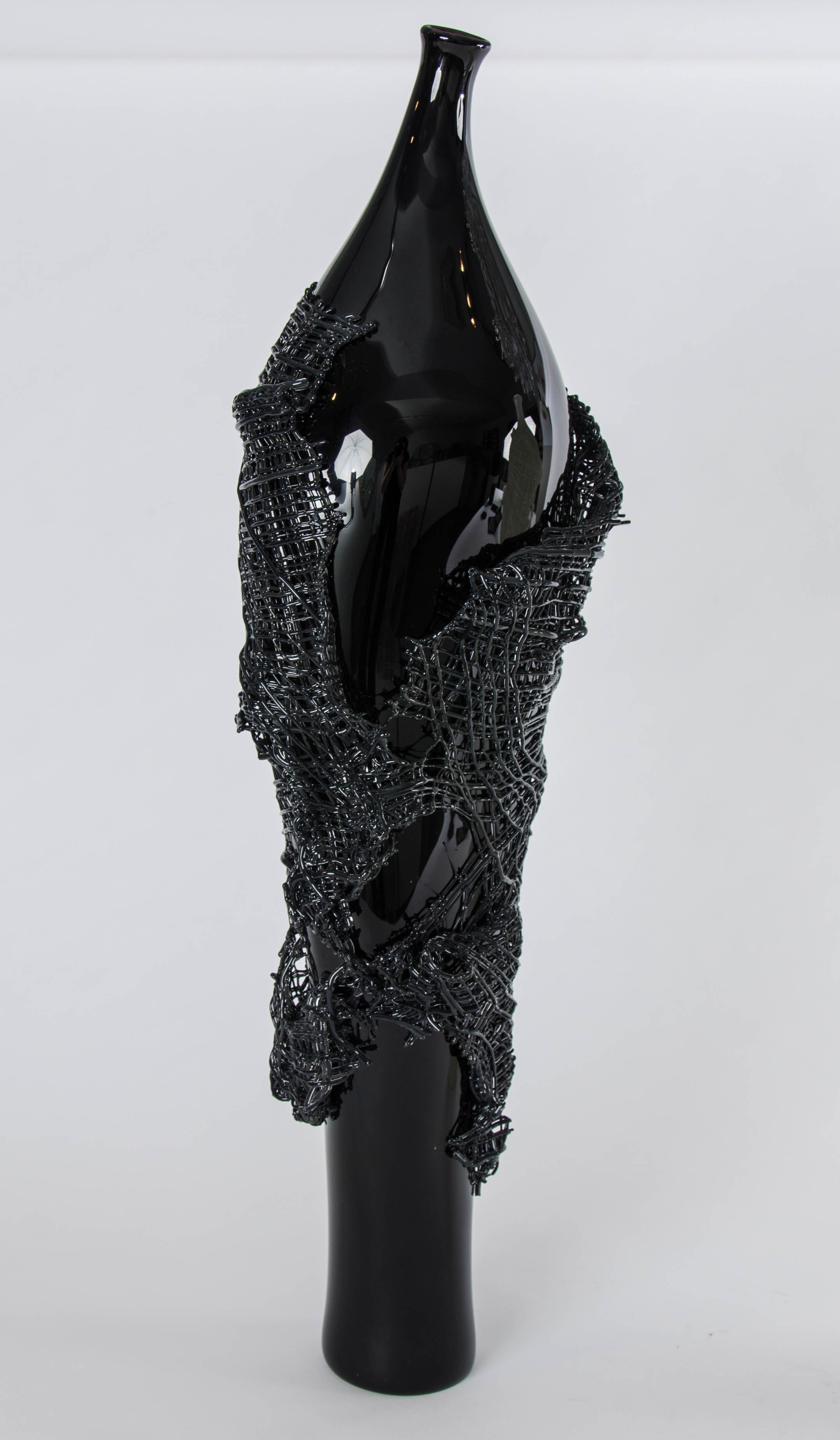 Odysseus and Calypso black and white glass sculptures by Cathryn Shilling In New Condition In London, GB