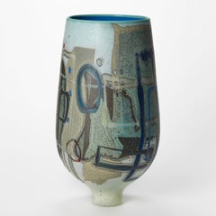 « Vetrograph Medially », œuvre d'art en verre soufflé à la main dans les tons bleu, turquoise et beige, réalisée par Anne Clifton