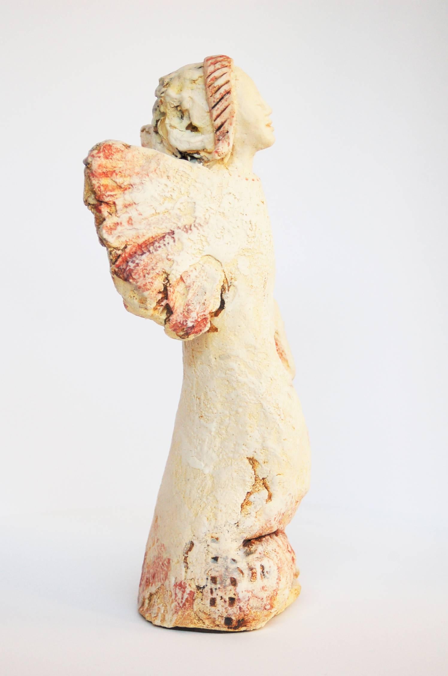 Mila is a Catalan artist. She has always works in ceramics. She has exhibited in various countries in Europe. She is inspired by Angels and they are a recurring theme throughout her works. She is Macu Jordà's ceramics teacher.