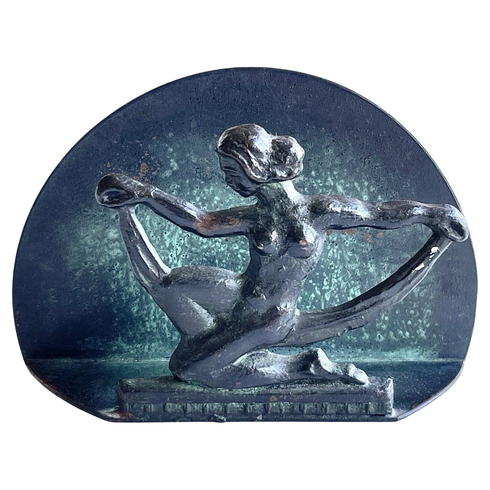 Portatovaglioli svedese in bronzo Art Deco con ballerina nuda, anni '30