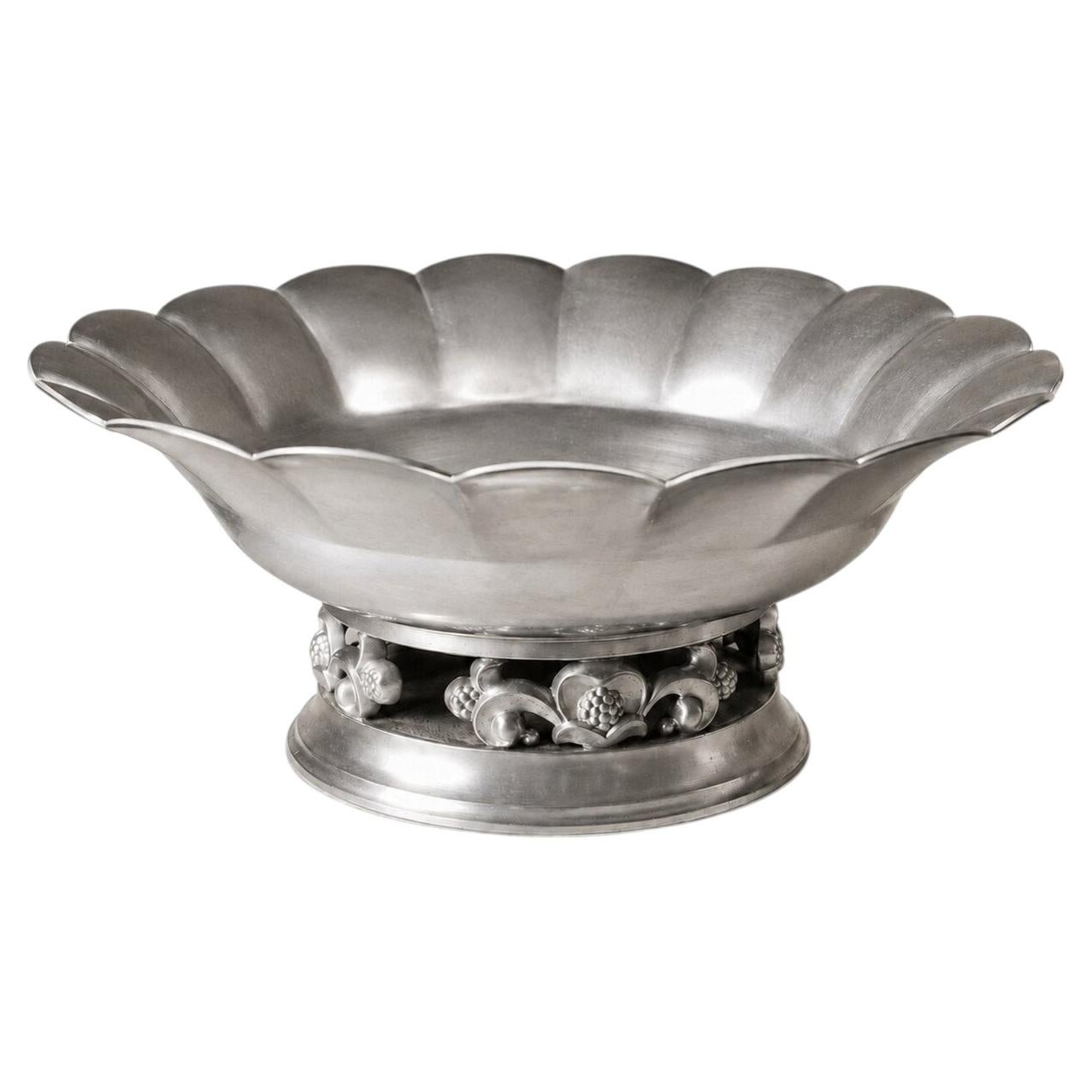 Bol central Art déco en étain « Just Andersen », Danemark, fin des années 1920