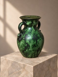 Jarrón de cerámica esmaltado en verde, estilo Art Déco, de Erik Mornils para Nittsjö, Suecia, década de 1930