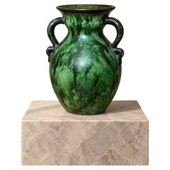 Jarrón de cerámica esmaltado en verde, estilo Art Déco, de Erik Mornils para Nittsjö, Suecia, década de 1930