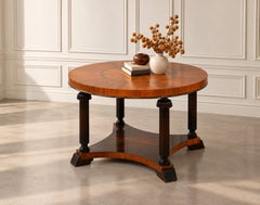 Table basse ronde Art déco suédoise en noyer et acajou, signée Reimers Mjölby, années 1920