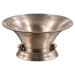 Raro centro de mesa sueco de estilo Art Déco en peltre, Svenskt Tenn, Estocolmo, 1931
