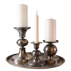 Set di candelieri in peltro svedese di Edvin Ollers per Schreuder & Olsson, 1938–1979