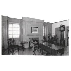Rara casa de Timothy Childs del siglo XVIII con paneles alzados completos