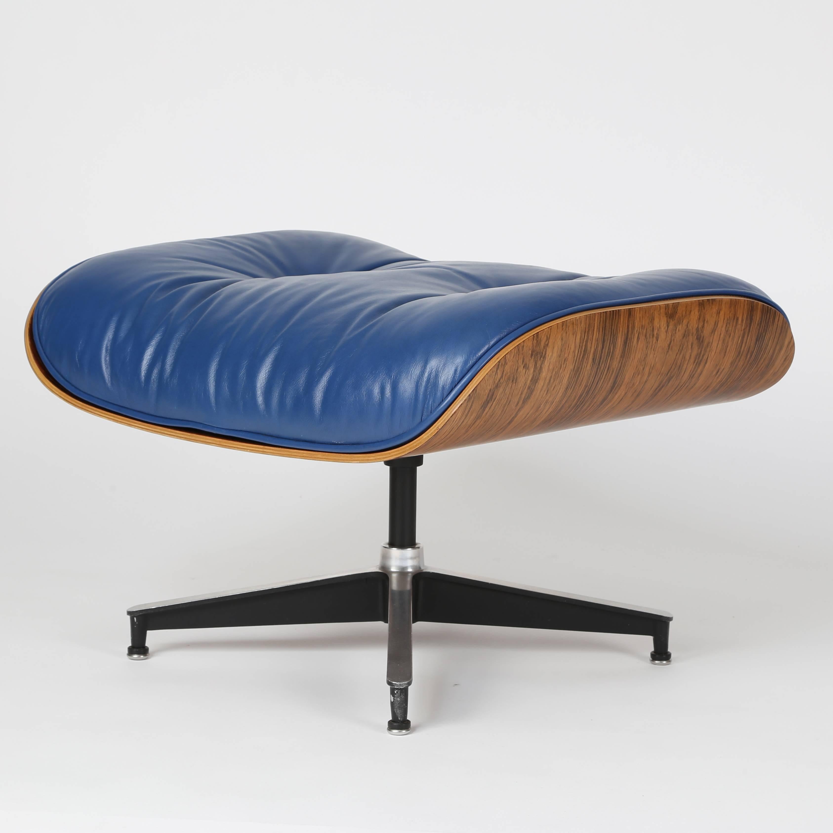 American Vintage 670-671 Eames Rosewood Lounge Chair and Ottoman in Blue Leather