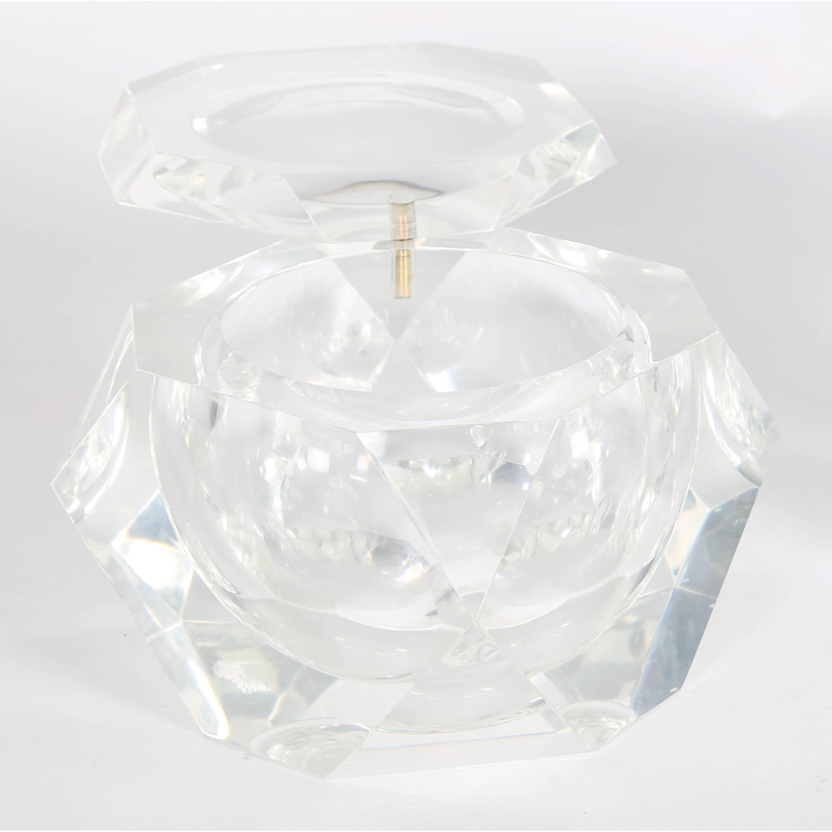 Late 20th Century 1970s Faceted Lucite Ice Bucket
