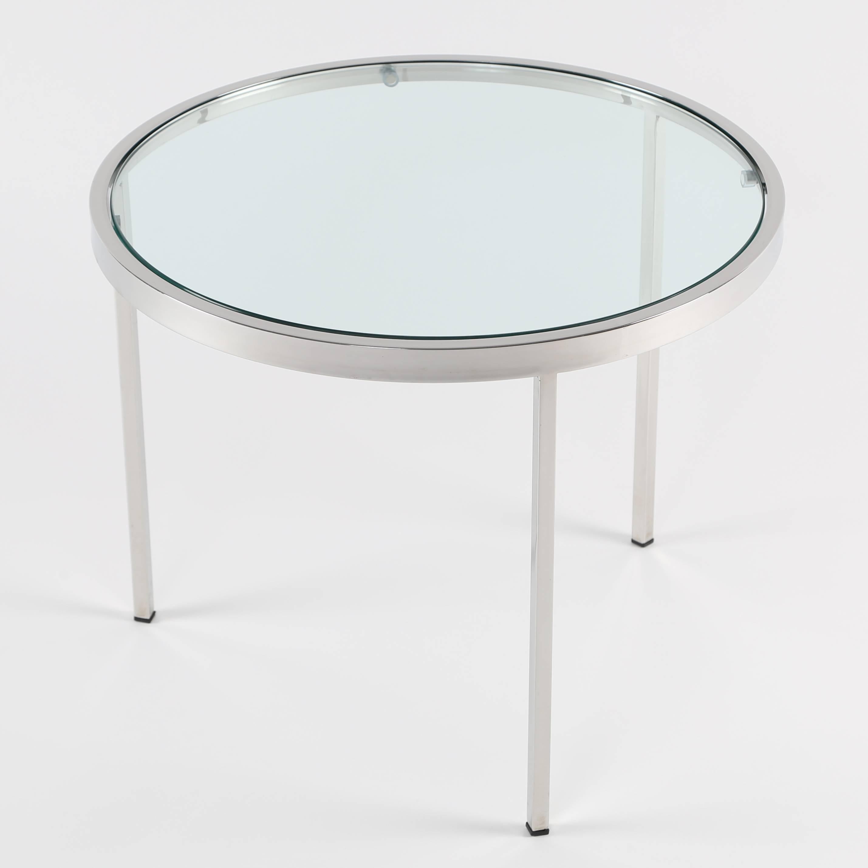 Polished Milo Baughman Round Chrome Side Table with Inset Glass Top, circa 1970s