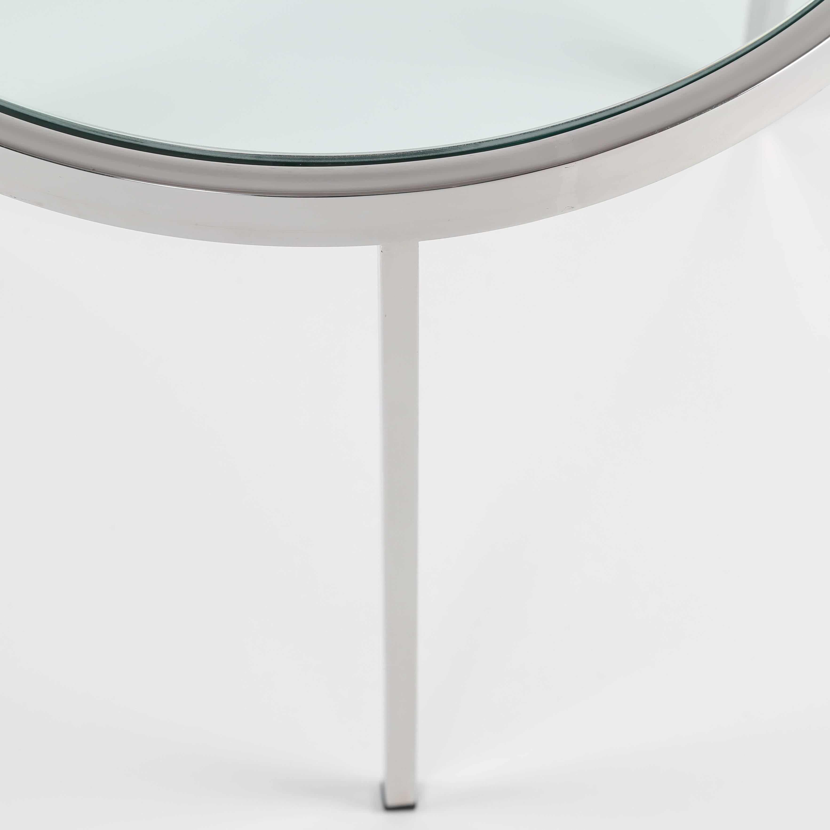 Milo Baughman Round Chrome Side Table with Inset Glass Top, circa 1970s 2