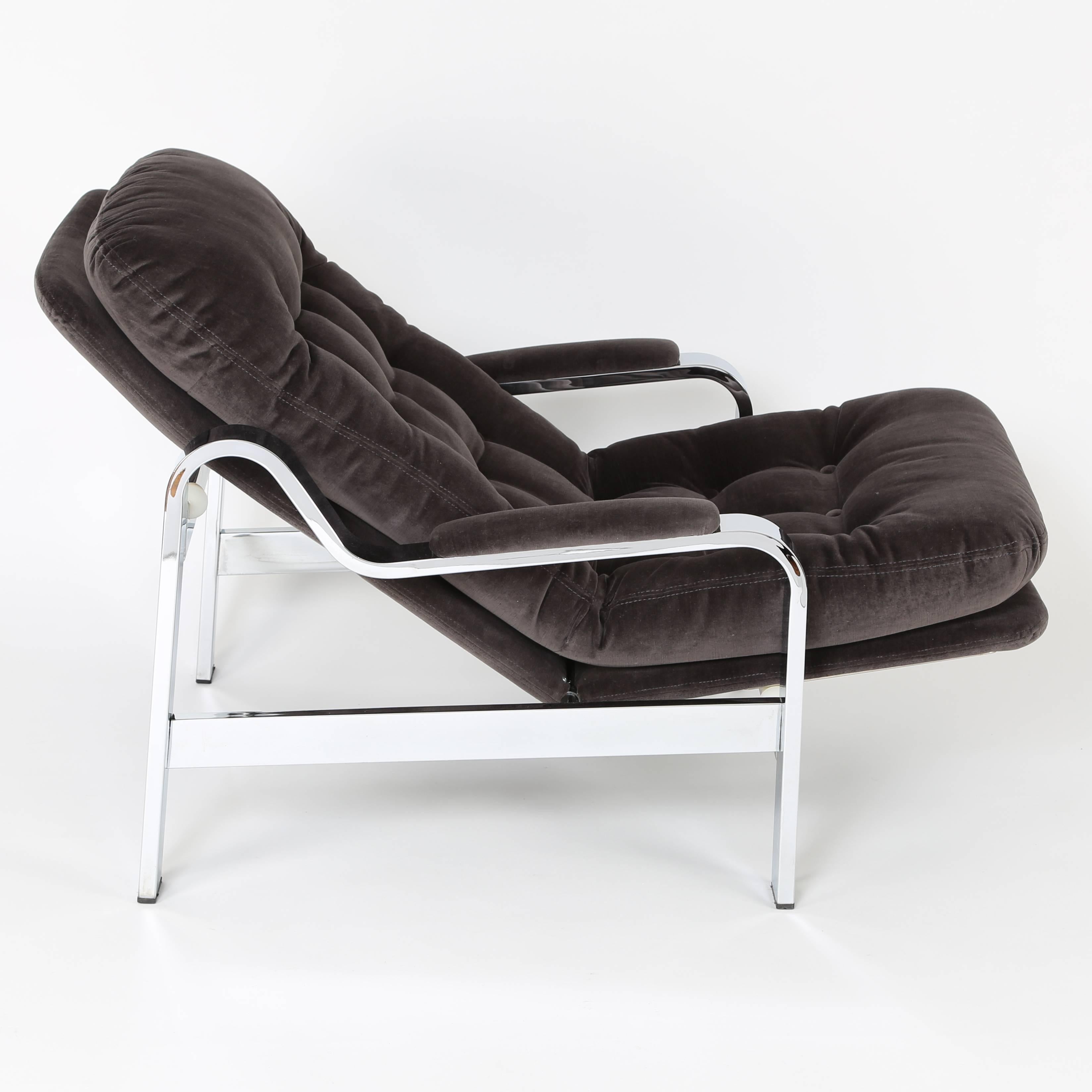 Polished 1970s Selig Reclining Lounge Chair and Ottoman with Chrome Frames For Sale