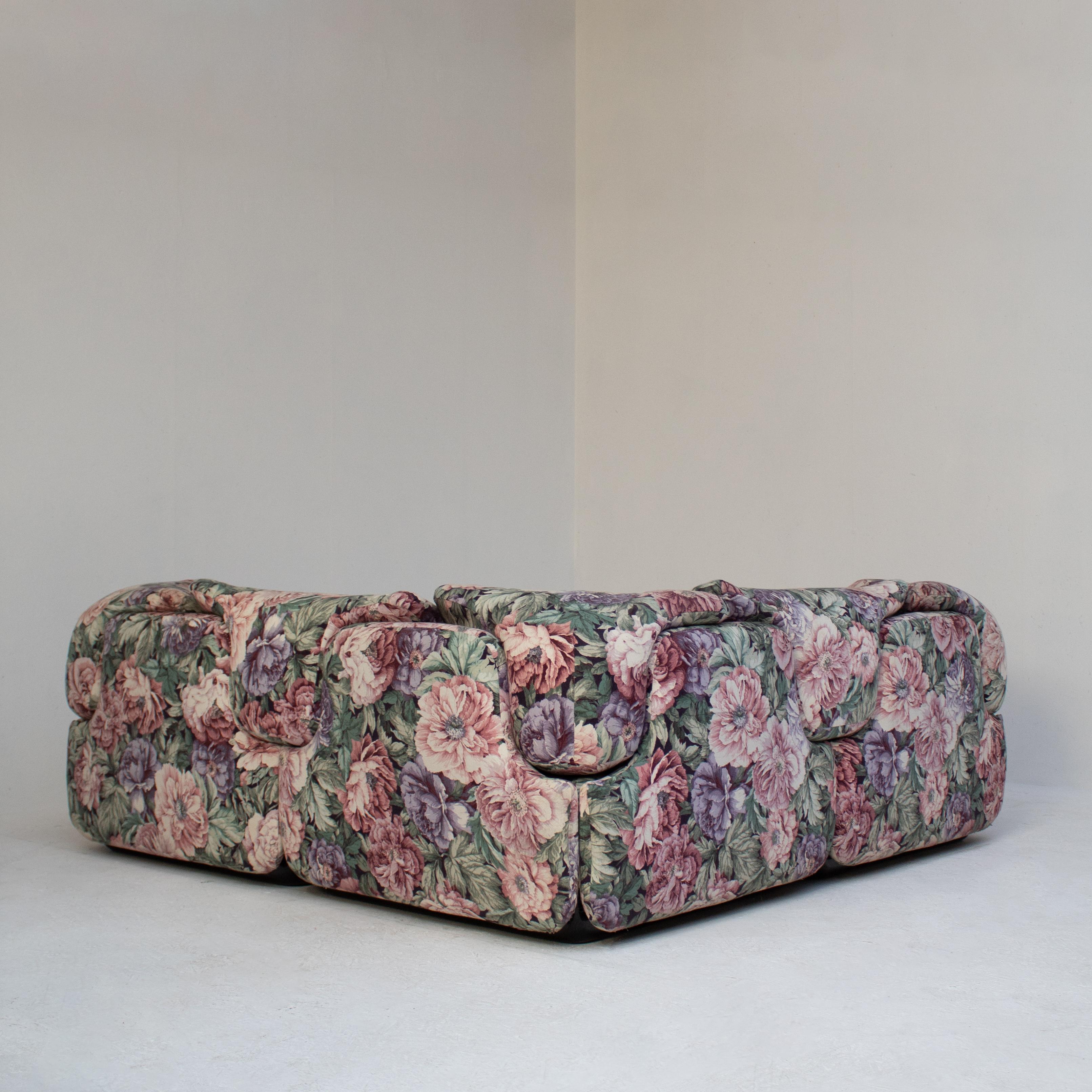 Sofa Confidential d'Alberto Rosselli pour Saporiti en vente 6