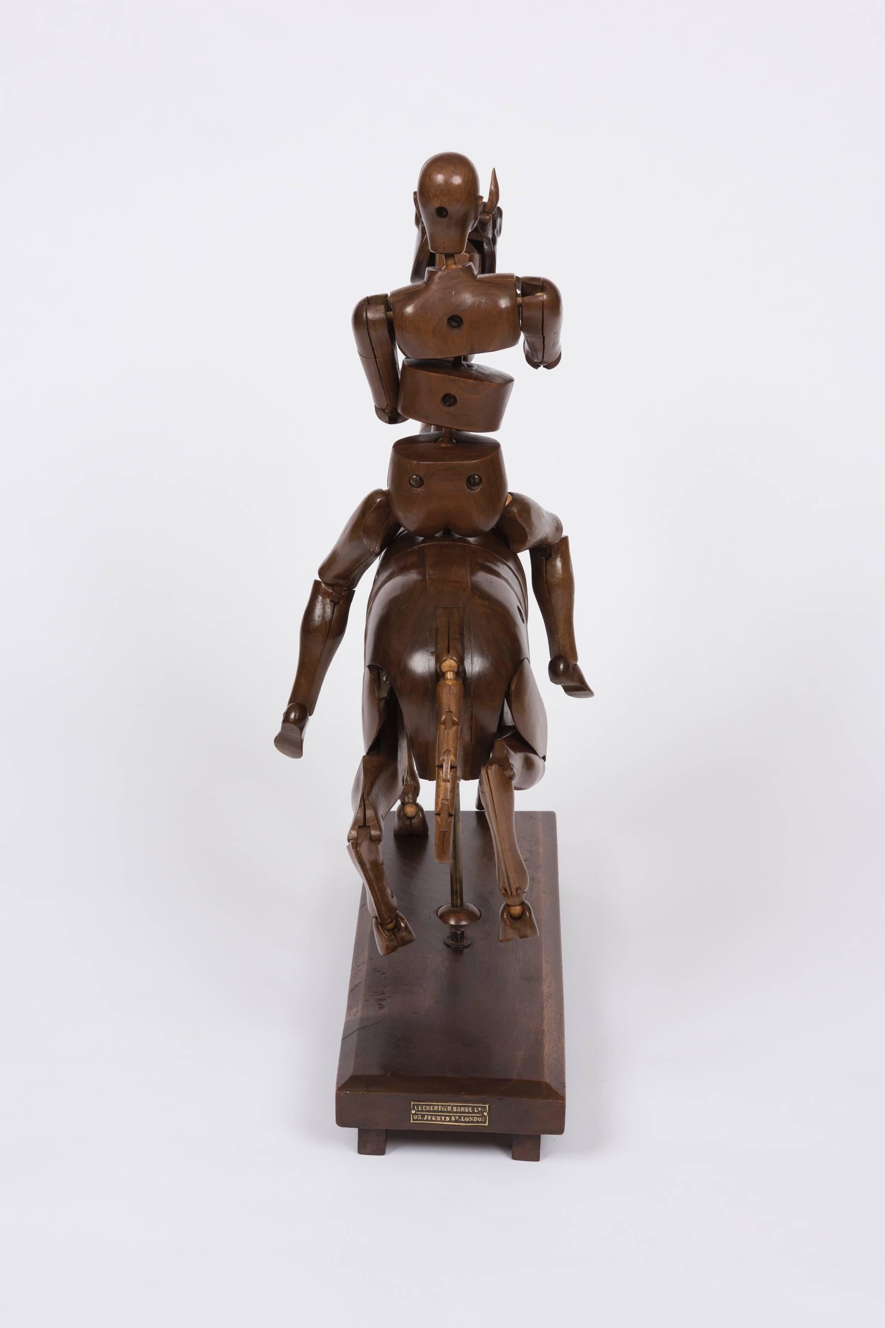 Remarkable Fine Quality Figured Walnut Horse and Rider Artists Lay Figure In Excellent Condition For Sale In By, GB