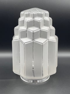 Antique 1930s Art Deco Skyscraper Frosted Glass Light Shade Lamp Globe Fitter