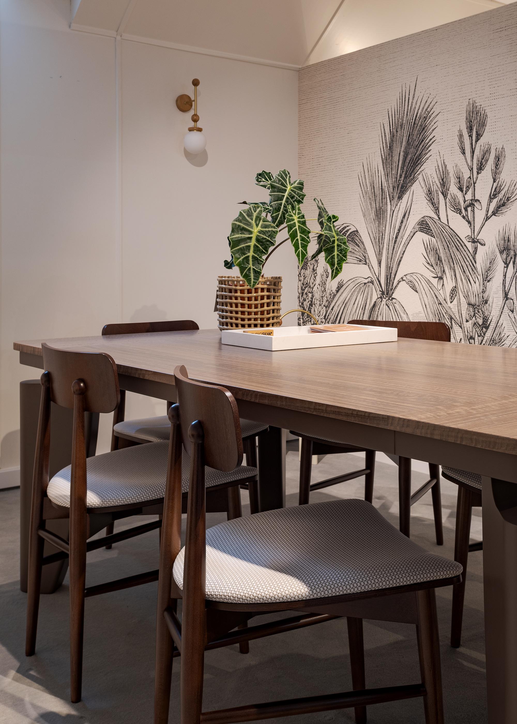 Wood Maki Dining Table – Contemporary Eucalyptus Veneer Table with Sculptural Lacquer For Sale