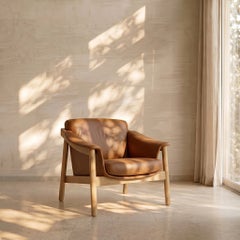 Takumi Lounge Chair – Solid Oak Armchair in Leather