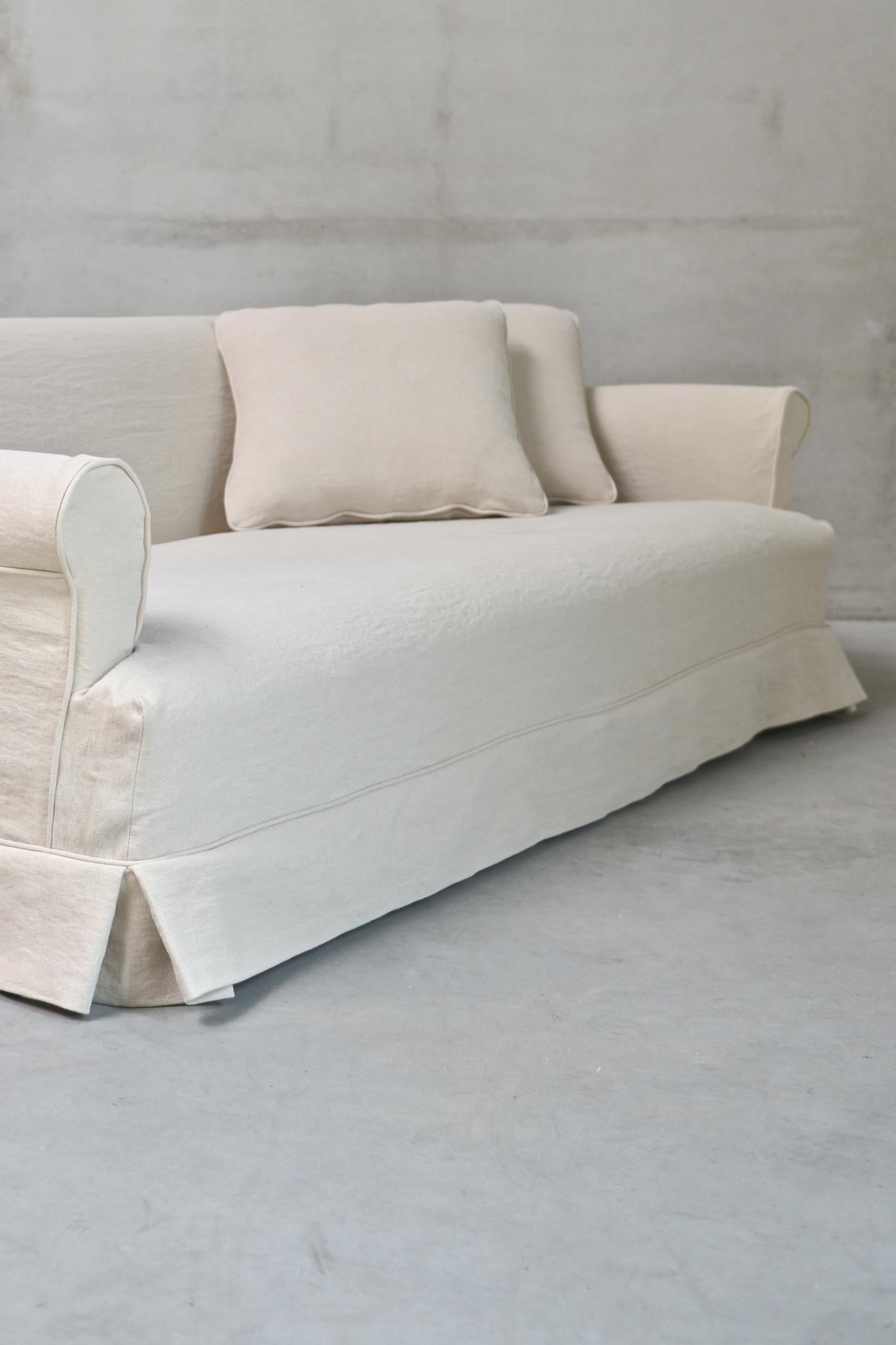 Sofá Sophie de am designs Siglo XXI y contemporáneo en venta