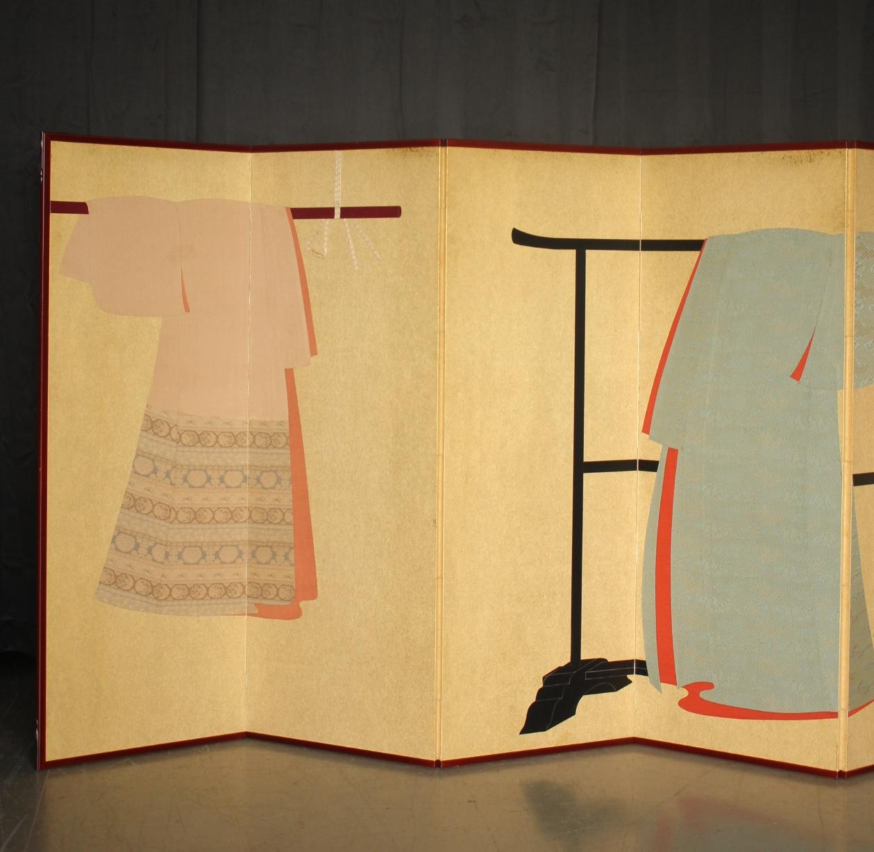 Dagasode 誰が袖 folding screen
Material: Paper & cloth pasted on paper, wooden frame
1 piece: Width 470 x Height 1300 x Depth 20 mm
Expanded size: Width 2860 mm
Folded size: Width 490 x Height 1300 x Depth 100 mm, weight 10 kg
Packaging (4-5 mm thick