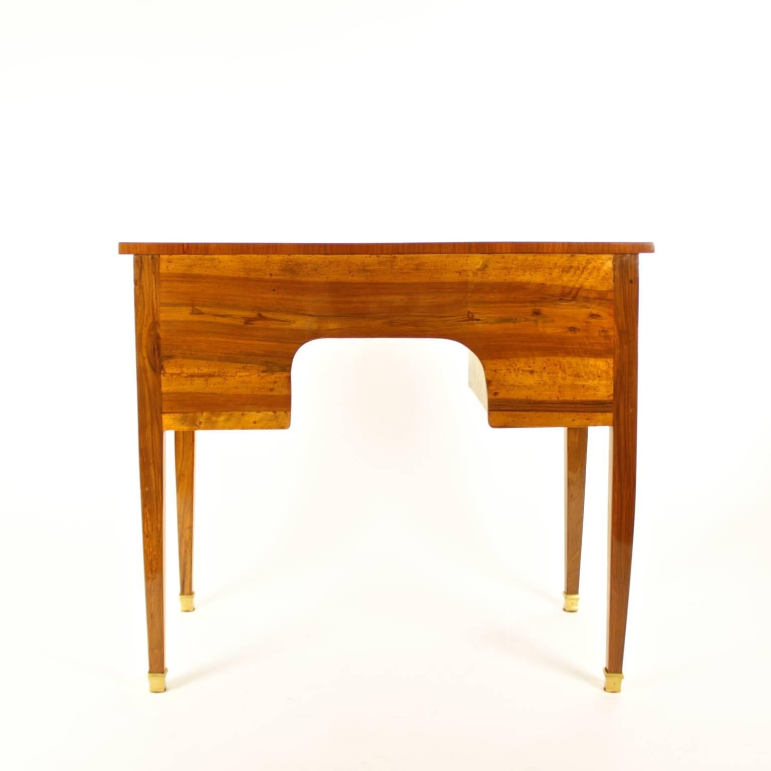 Late 18th Century French Marquetry Desk, in the manner of J.Birckle 1734-1803 3