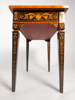 Außergewöhnlicher klassizistischer Louis-XVI-Tisch mit Intarsien, 19. Jahrhundert
