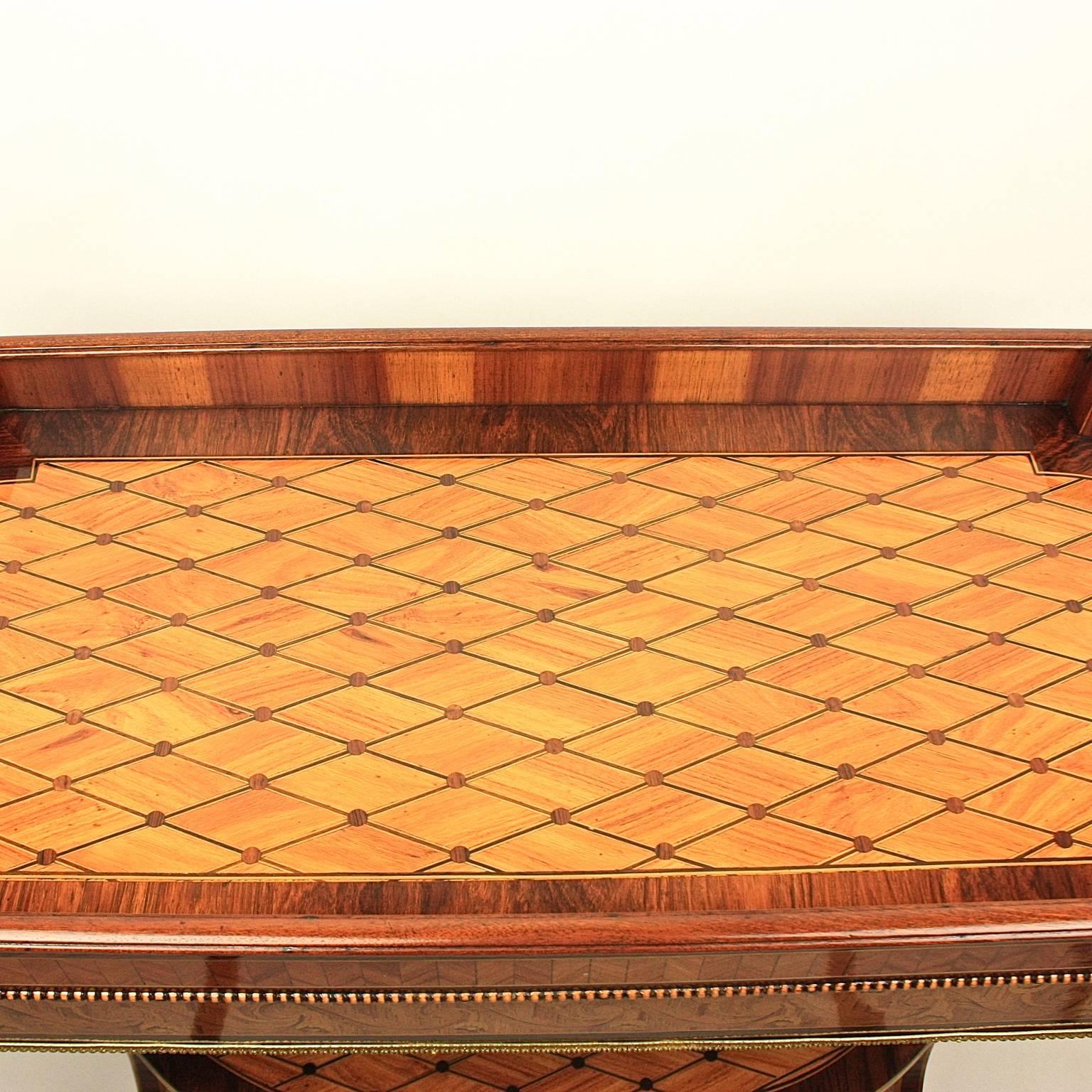 Louis XVI Style Marquetry Side Table after a Design by J.H. Riesener In Excellent Condition In Berlin, DE