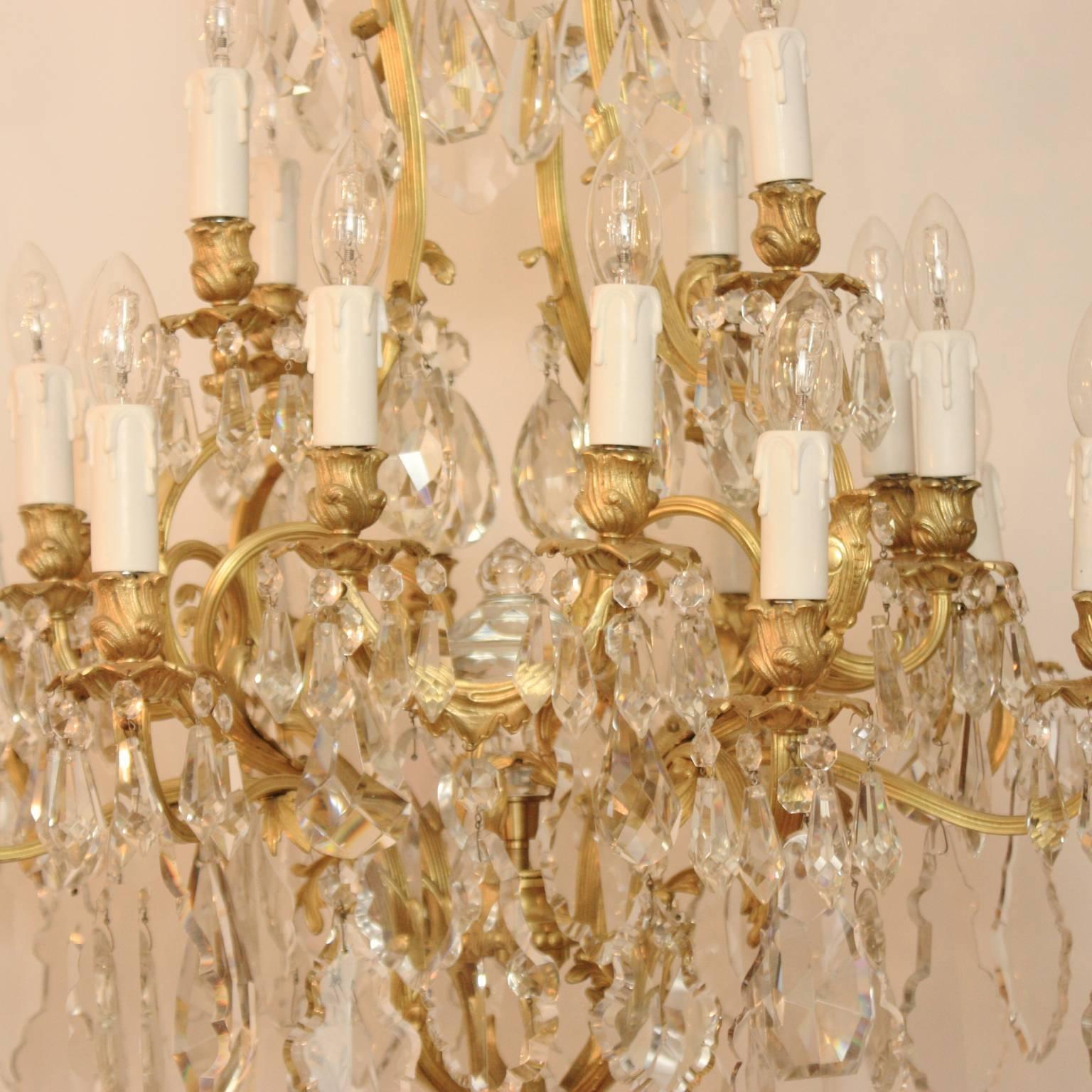 Louis XV Large 19th Century French Gilt-Bronze and Cut-Crystal 20 Light Chandelier