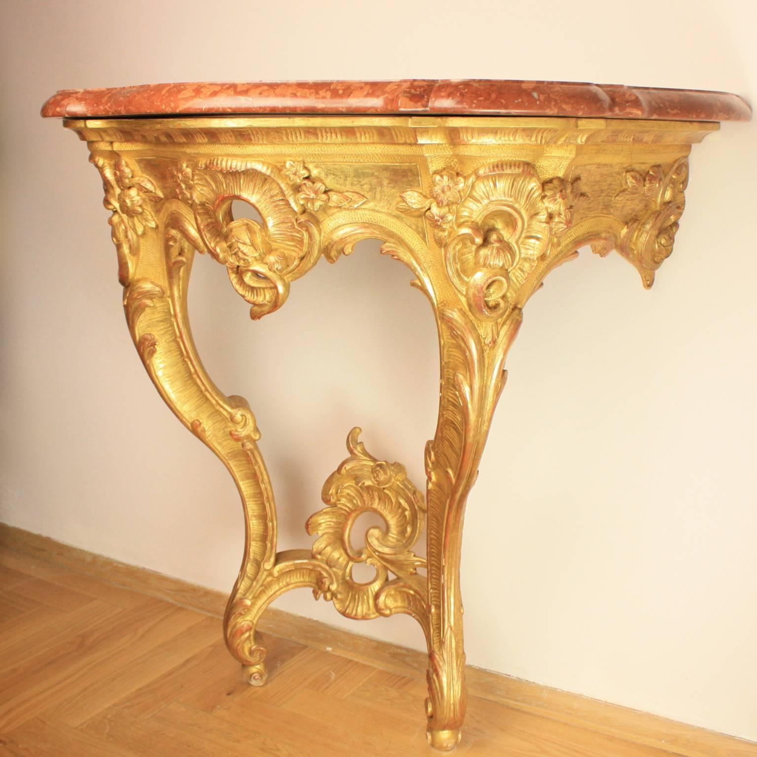 Italienischer Konsolentisch aus vergoldetem Holz im Louis XV.-Stil des frühen 20. Jahrhunderts im Angebot 1