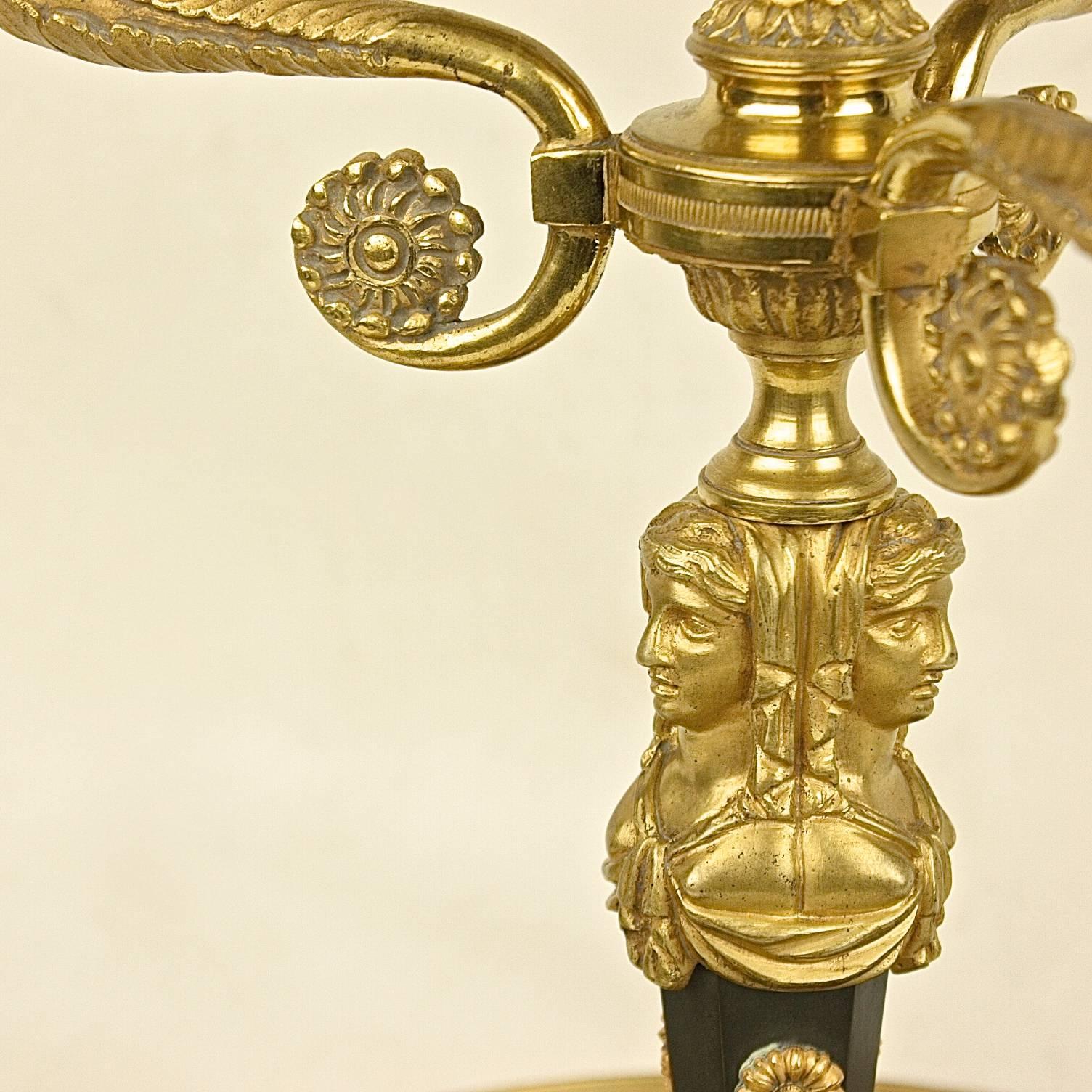 Neoclassical Large 19th Century Ormolu Bouillotte Lamp 'à la greque'