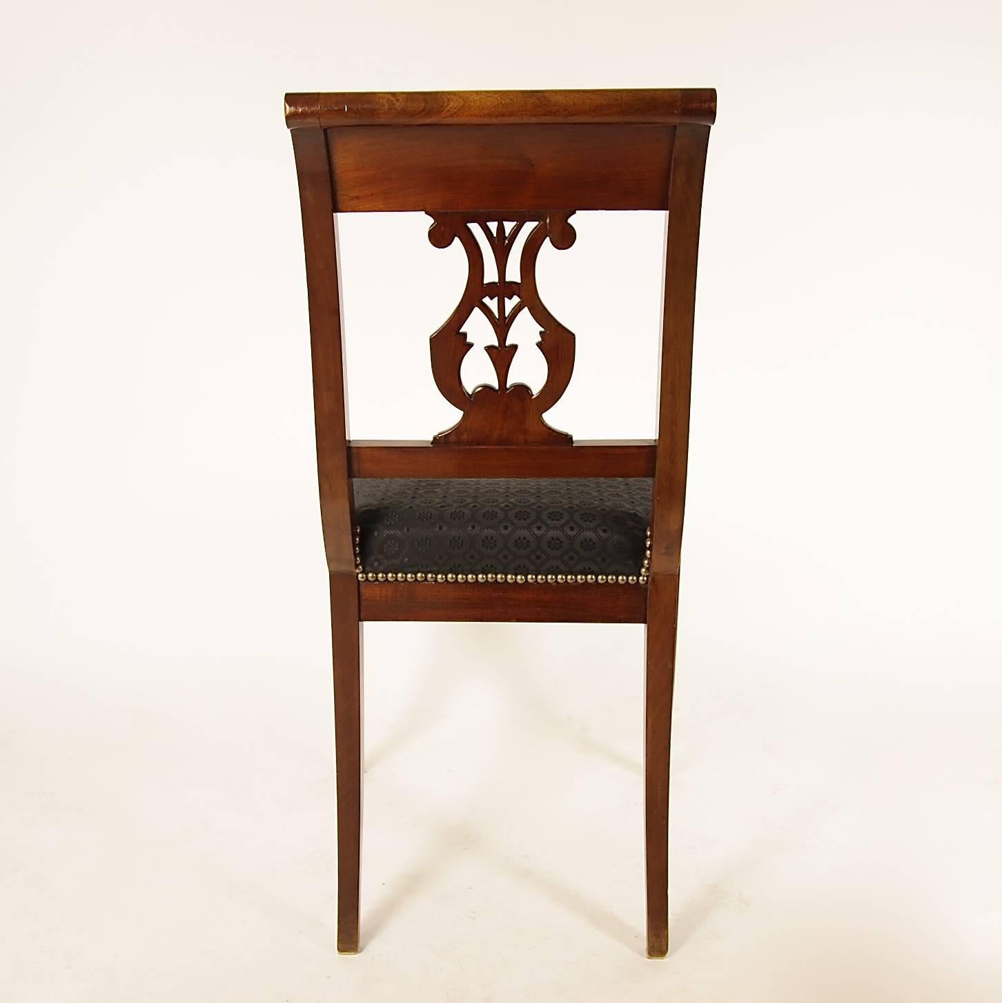 Set of Four Directoire Mahogany Side Chairs with Brass Banding For Sale 1