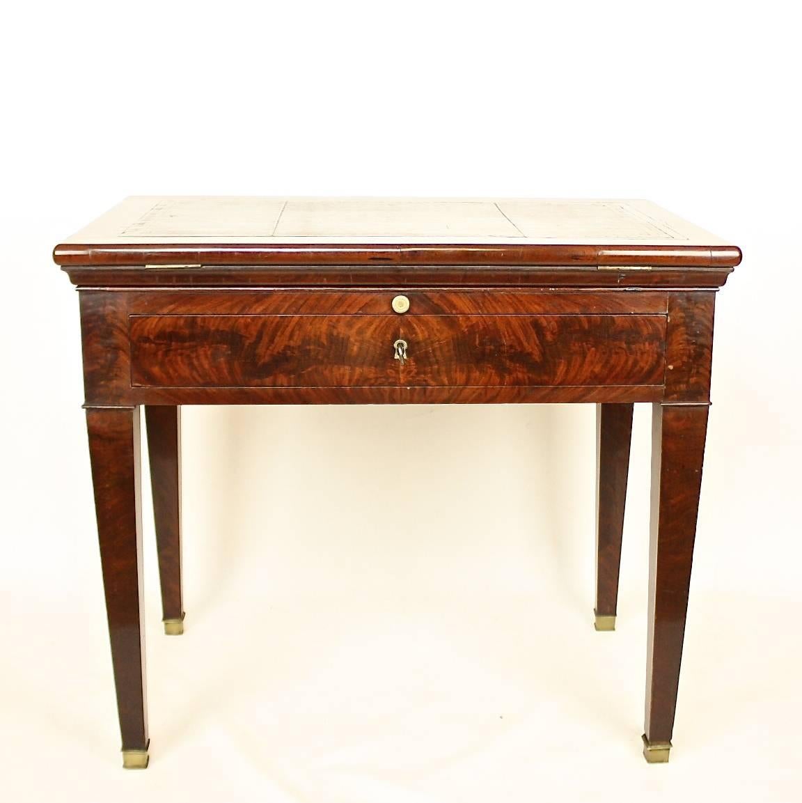 French Late 18th Century Mahogany Veneered Architect's Table