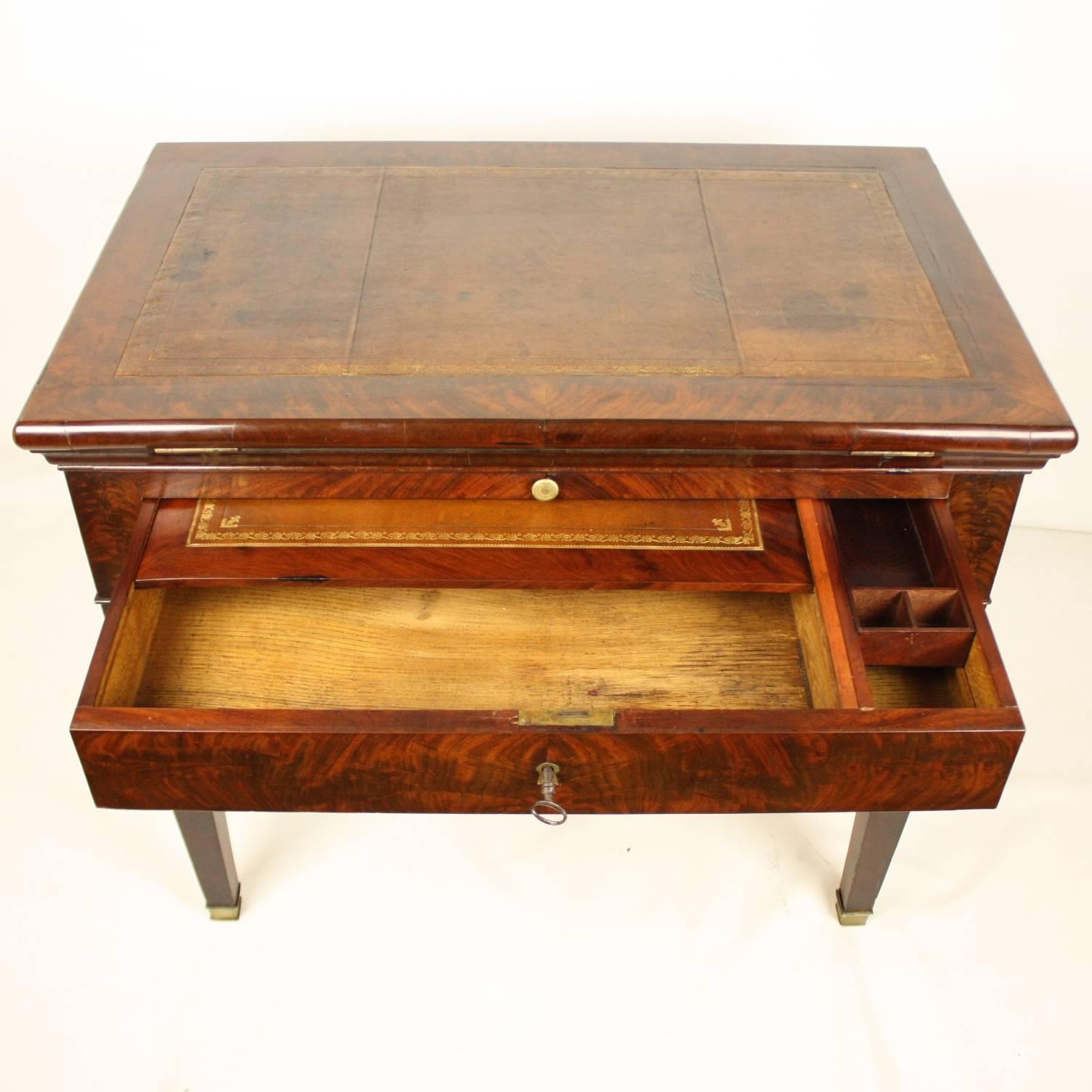 Late 18th Century Mahogany Veneered Architect's Table 1