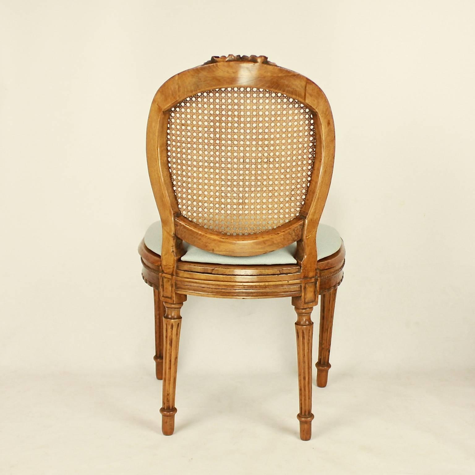 Set of Six Louis XVI Dining Chairs in the Manner of Georges Jacob In Excellent Condition In Berlin, DE