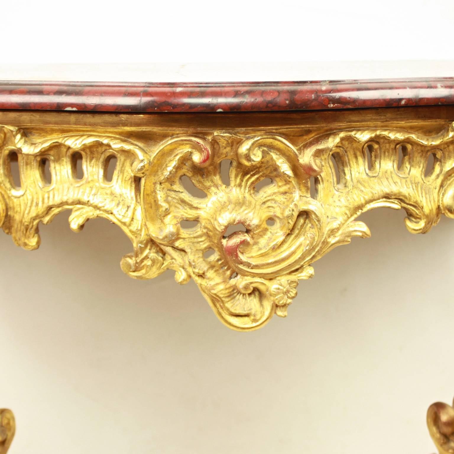 French Louis XV Giltwood Console Table, Mid-18th Century In Good Condition In Berlin, DE