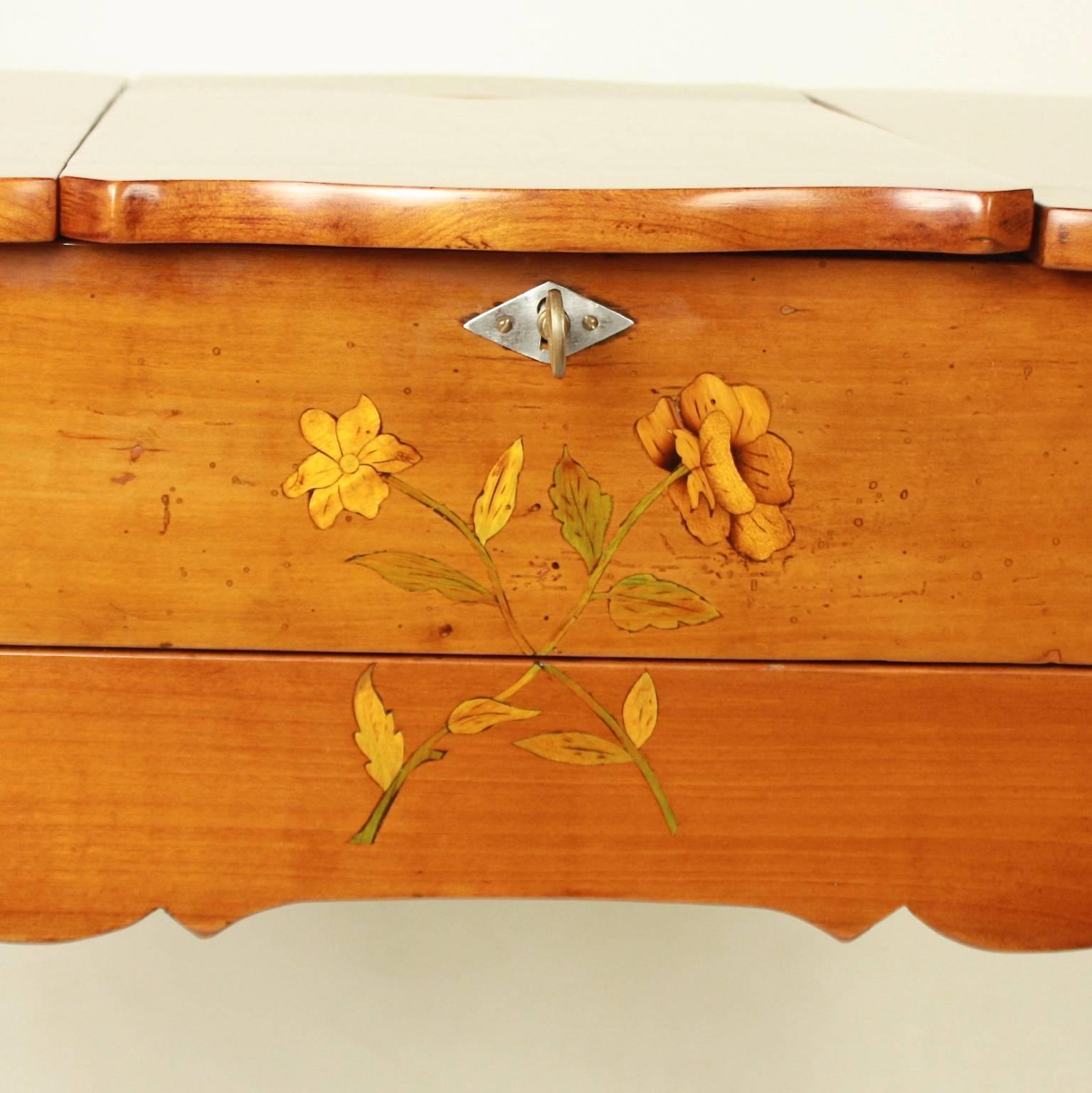 cherry wood vanity table