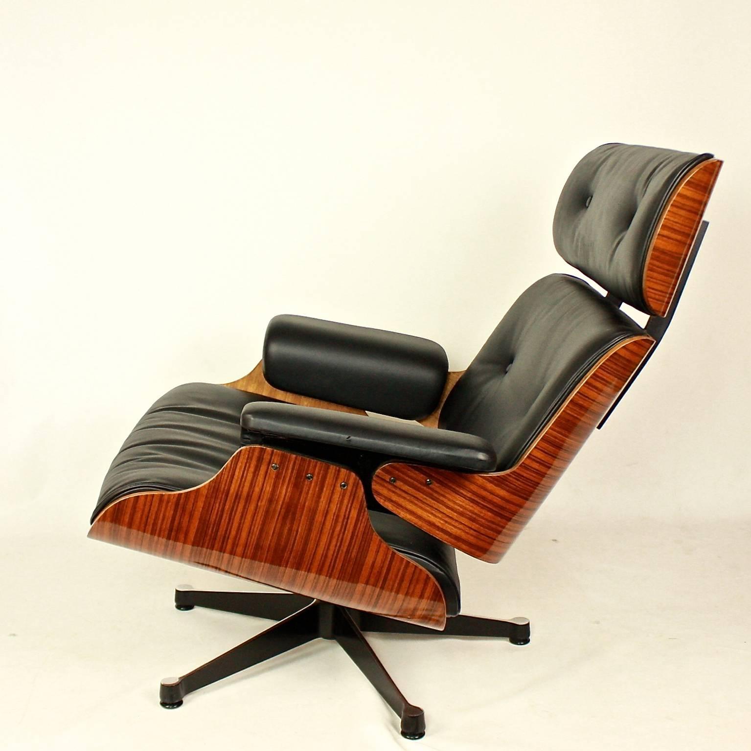 Pair of Ray and Charles Eames Style Lounge Chair with One Ottoman 1