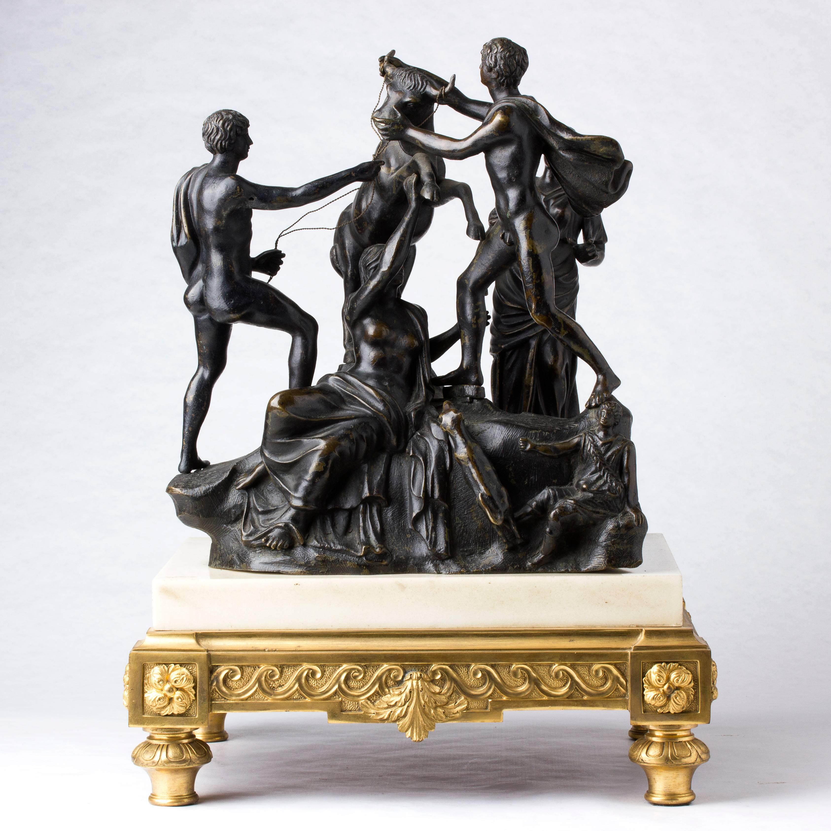 Bronze sculptural group on a marble base.
Scene: Bull hunt (Farnese Hunt)
End of 1700.
