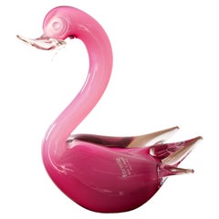 Swan Sculpture in Murano glass, pink with crystal details, Italy in stock
