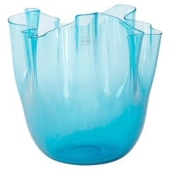 Venini vaso Fazzoletto Acquamarina in vetro di Murano, firmato 2014, fatto a mano in Italia